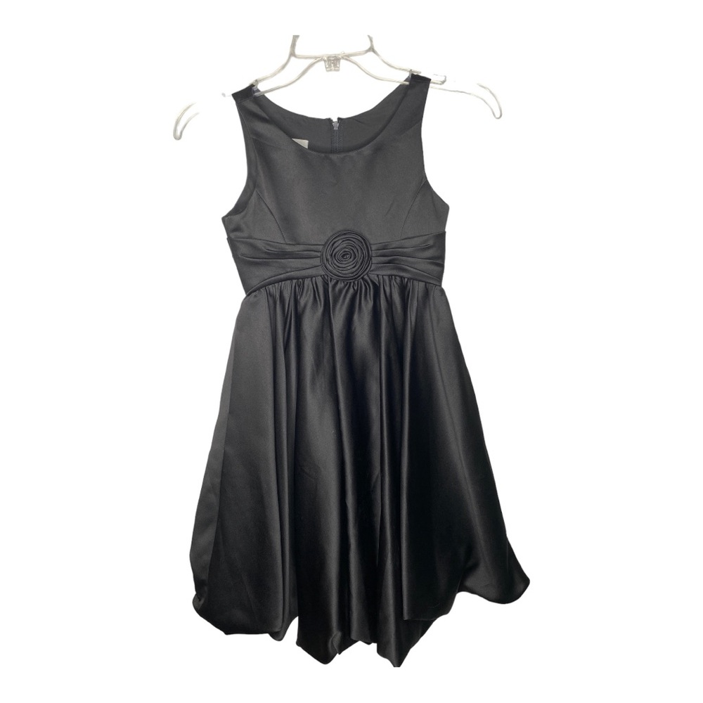 David’s Bridal Black Bubble Hem Dress Size 8